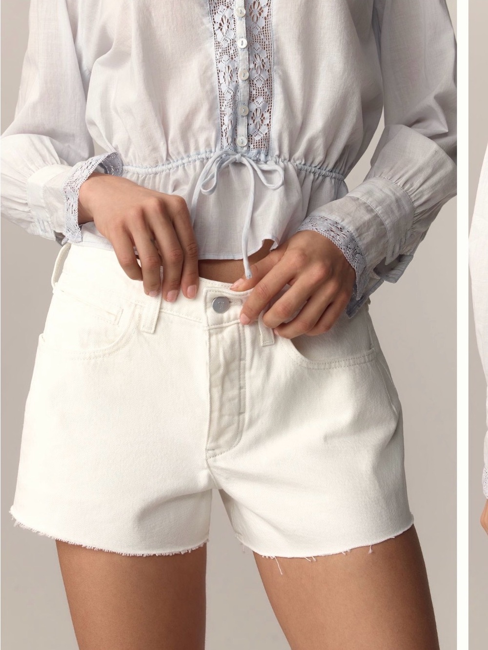 Anthropologie Pilcro The Devon Ivory Raw Hem Jean Shorts 28 100% Cotton Cowgirl